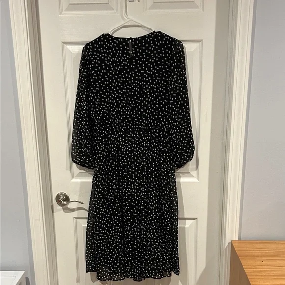 Chic Black and White Polka Dot Long Sleeve Dress - Picture 4 of 8